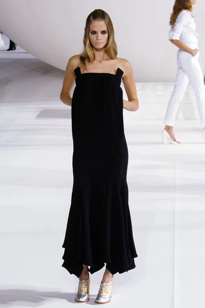 Look 29